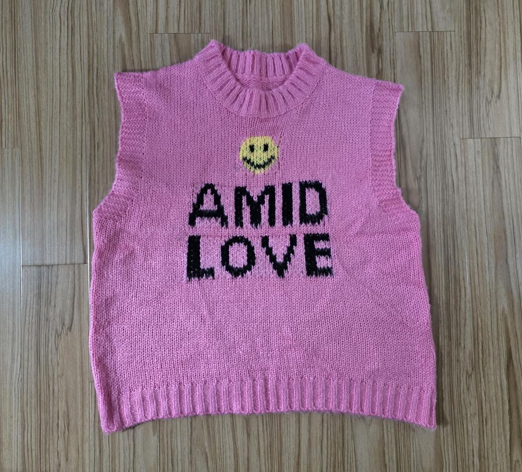 오버핏 스마일 니트 조끼