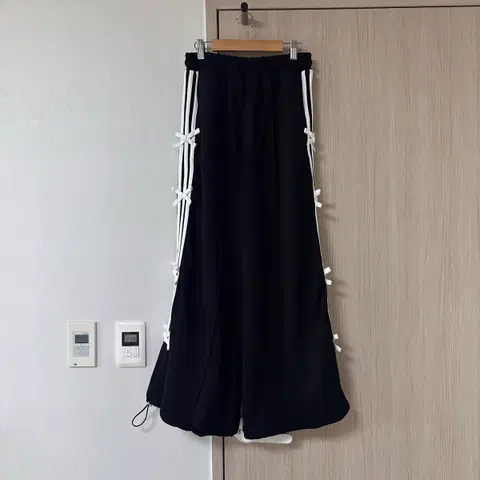 삼선리본트레이닝 와이드팬츠 조거투웨이가능