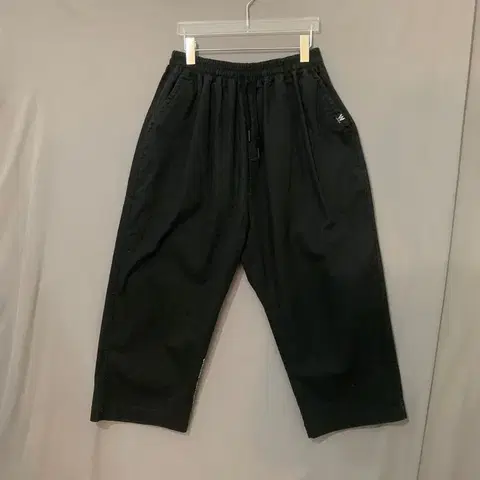 L 라이프워크 스판 밴딩 와이드 팬츠