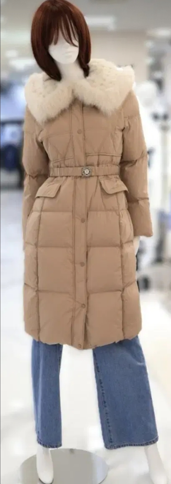 에고이스트 밍크 카라 슬림라인 구스다운 퀼팅 패딩 55사이즈 베이지컬러