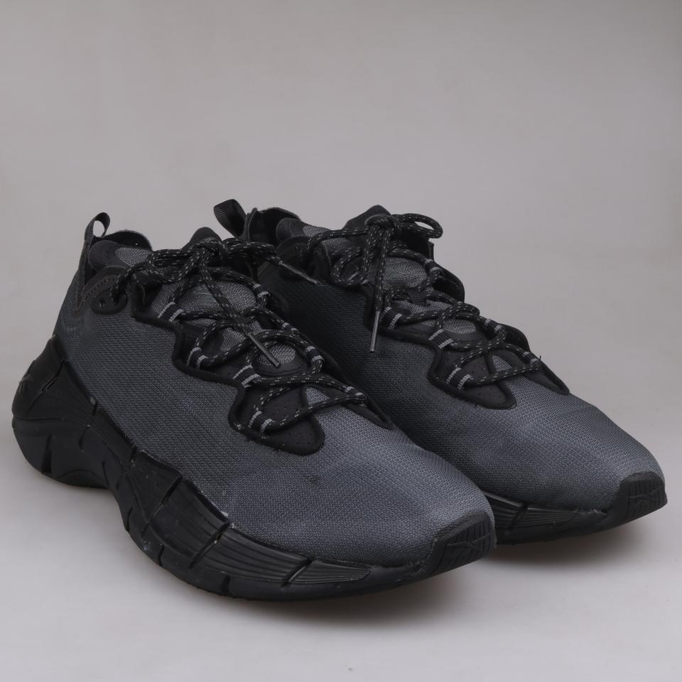 리복 직키네티카2 런닝화 판매합니다.(275)51211