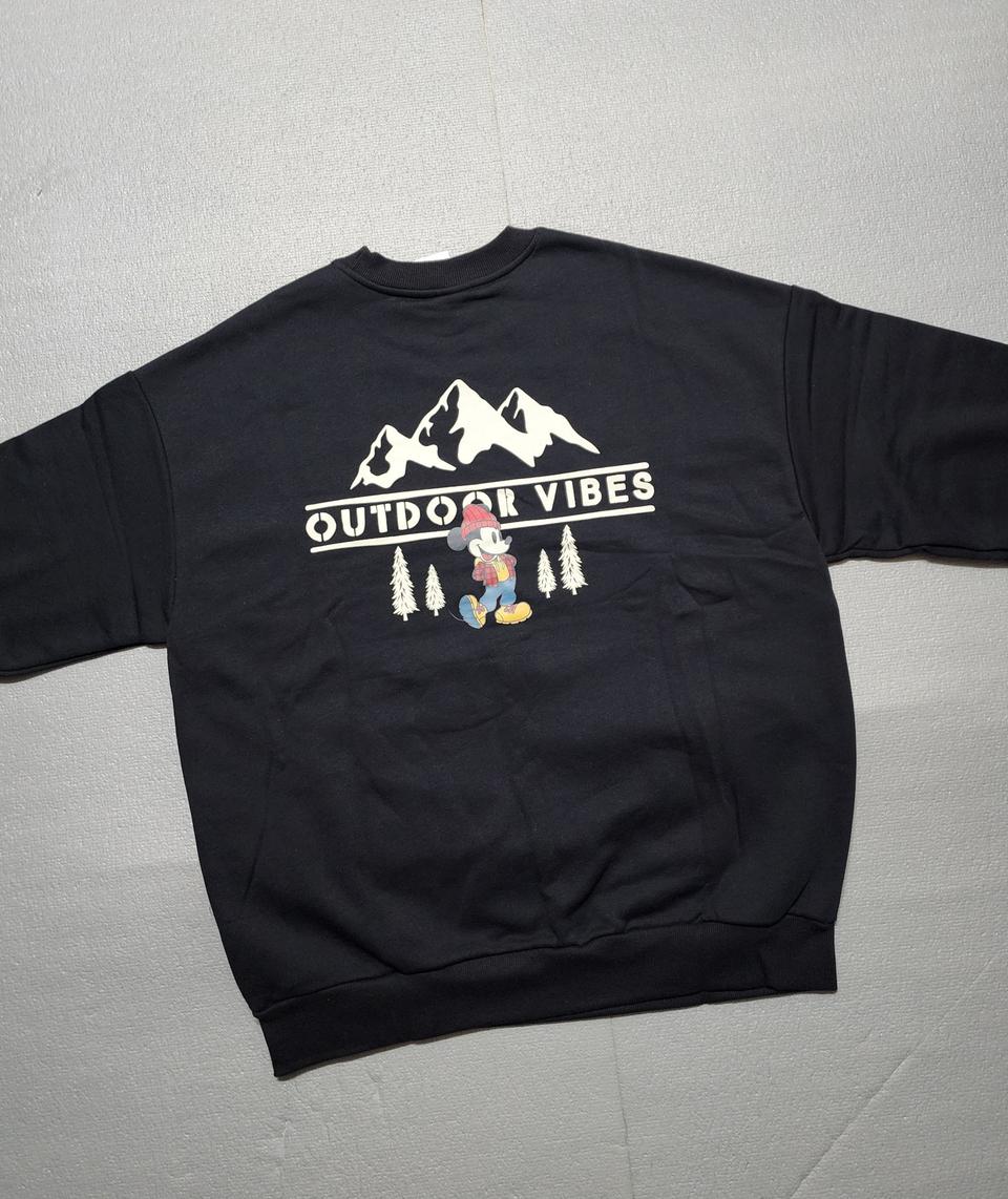 미사용 미키마우스 아웃도어 검정 기모 맨투맨티