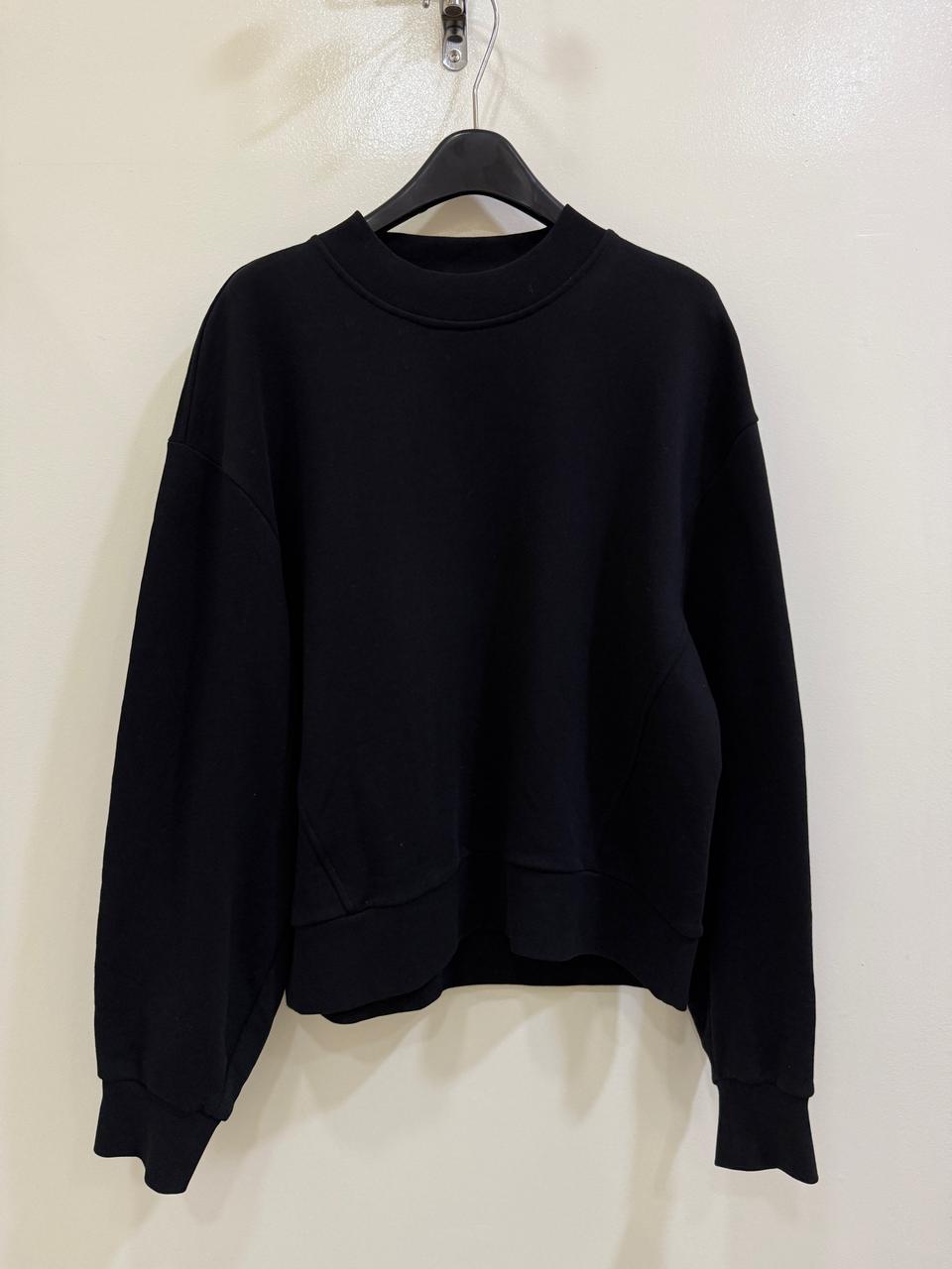 앤아더스토리즈 블랙 맨투맨 정품