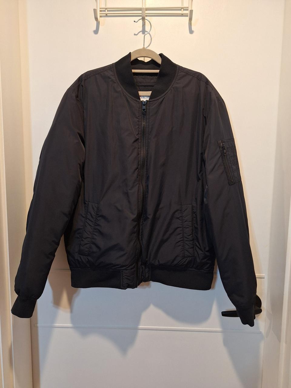 캘빈클라인 남성 다운 항공점퍼 패딩