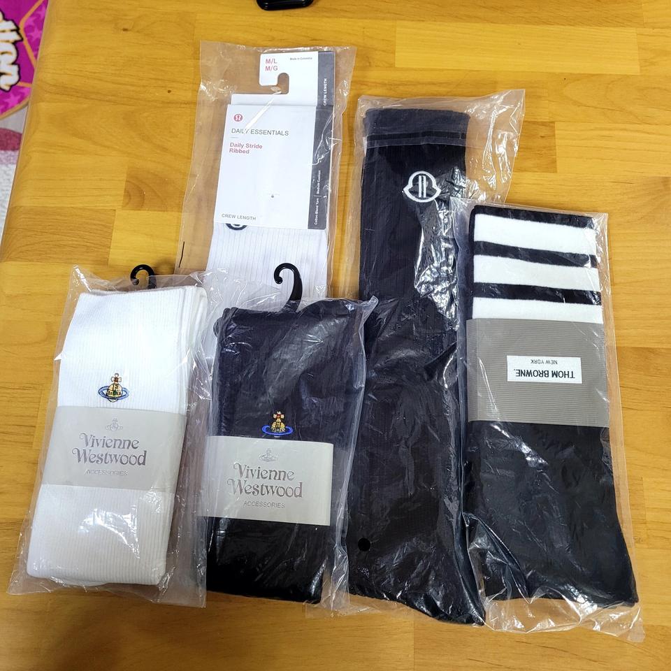 양말일괄(몽클 톰브 비비안등등)