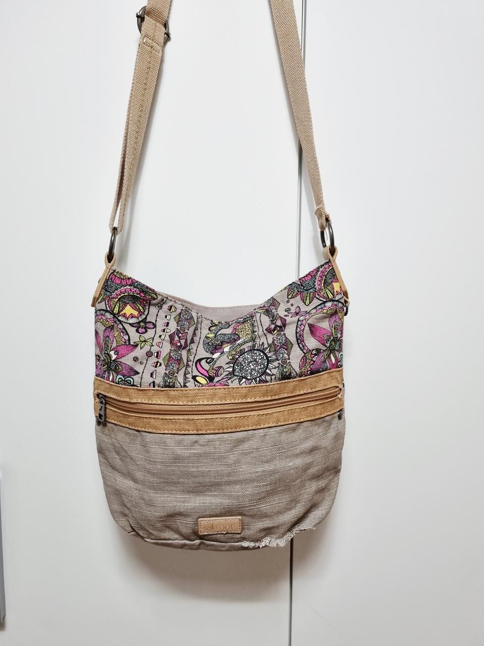 삭루츠 크로스백