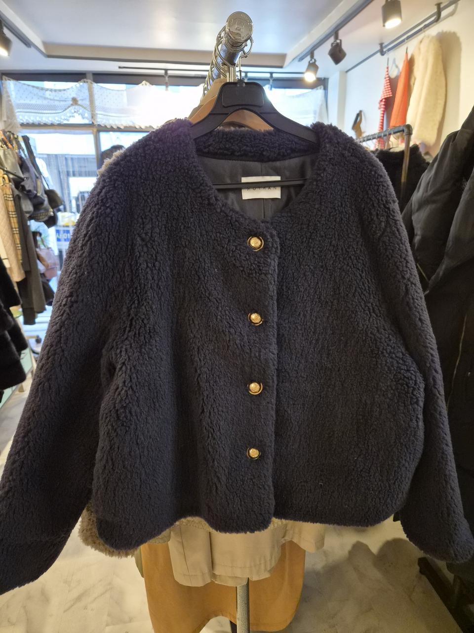 mothan 낙타모자켓