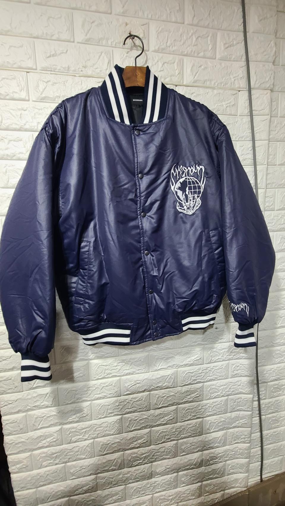 매스노운 바시티 자켓