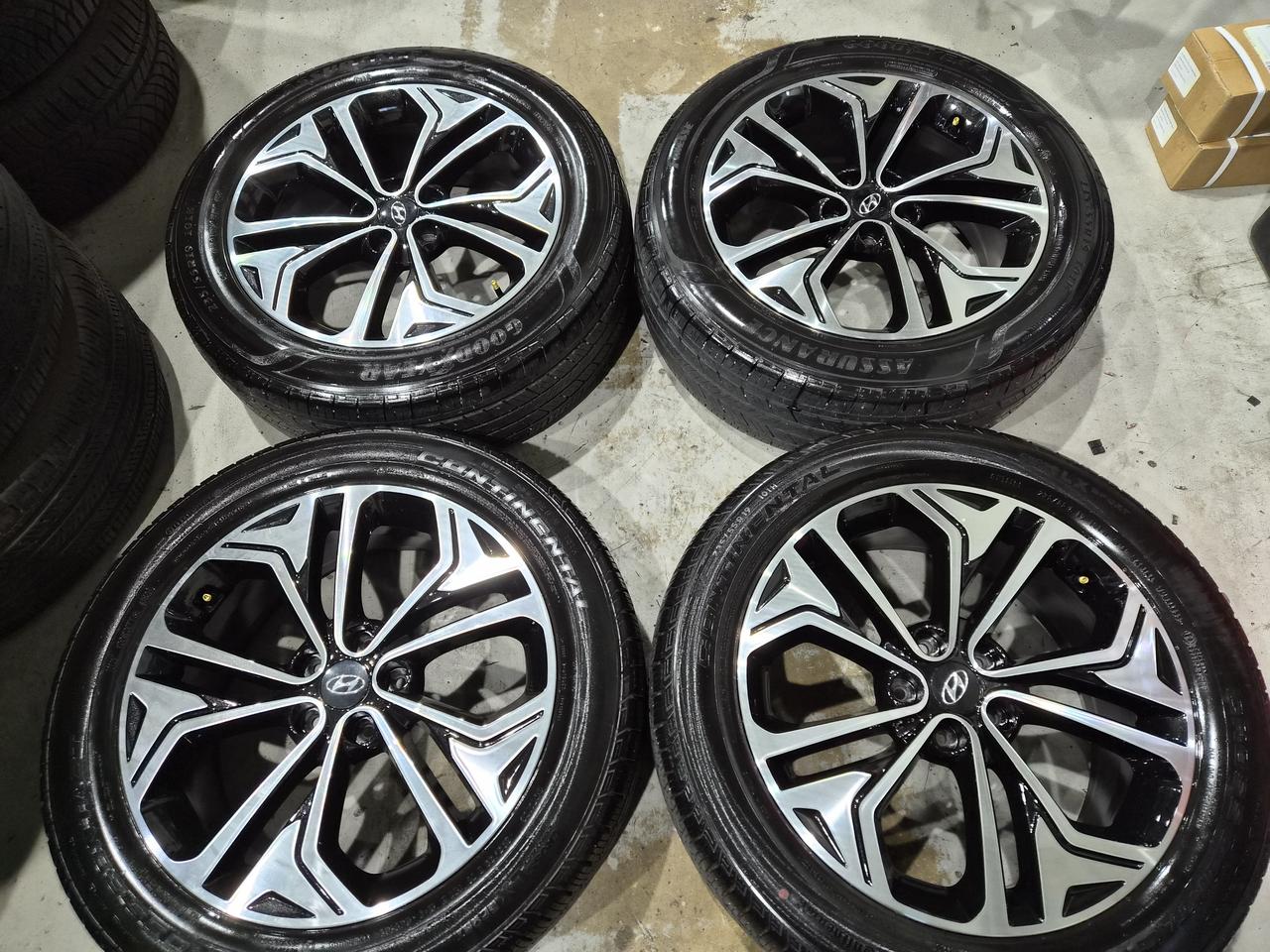 (판매) 싼타페tm 19인치 휠타이어 판매합니다