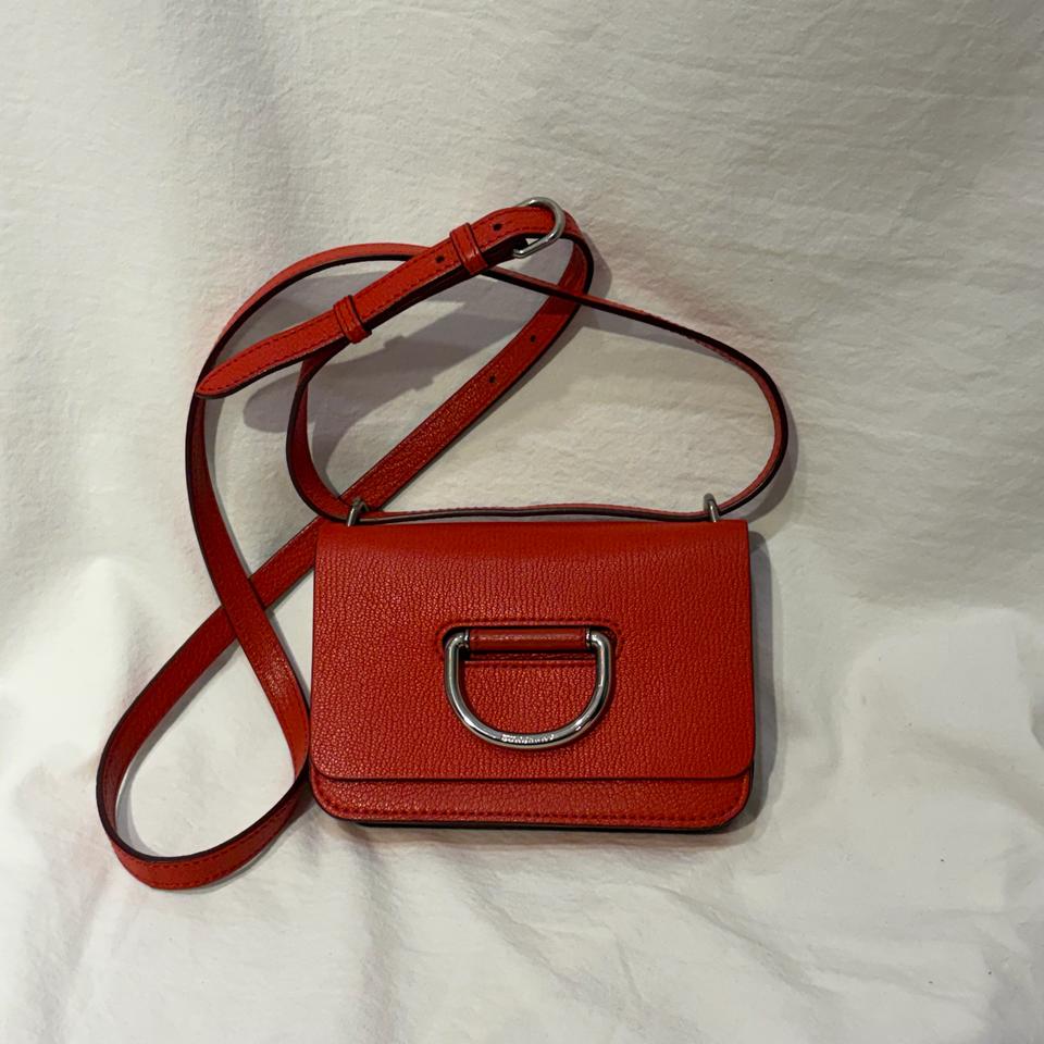 버버리 D링 미니 가죽 크로스백 가방