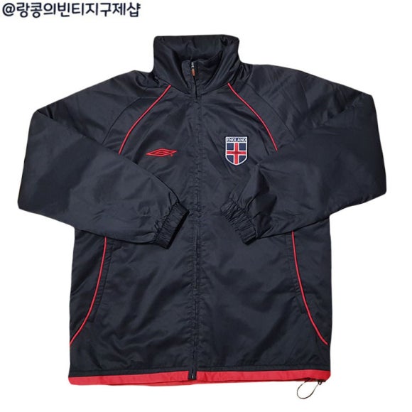 엄브로 스트릿 잉글랜드 두툼 바람막이 자켓