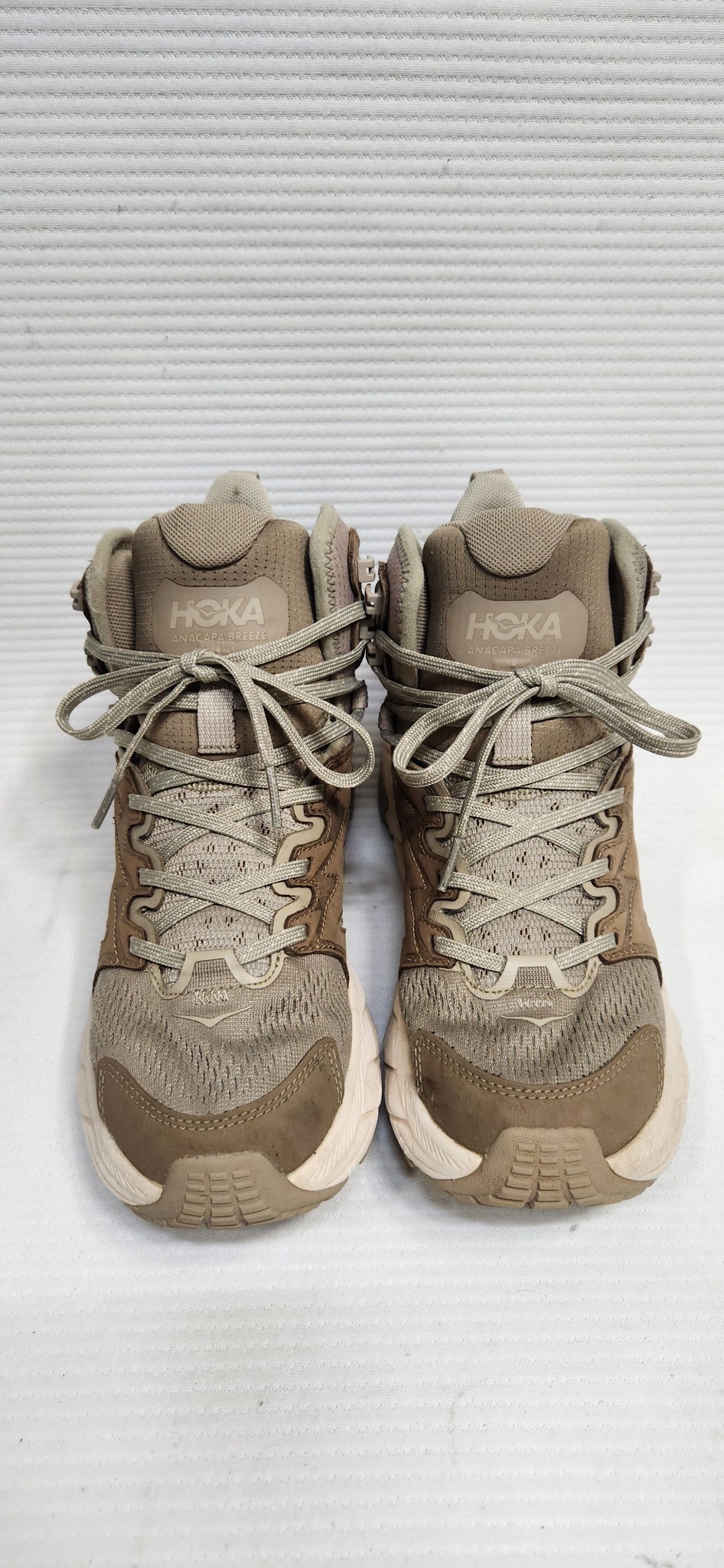 호카 아나카파 브리즈 미드 등산화.트레킹화 250사이즈