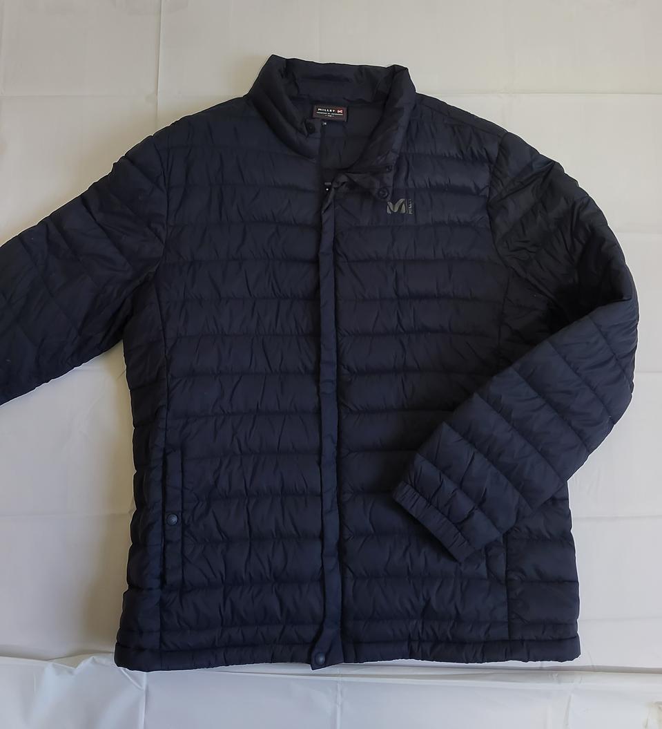 밀레 남성 경량 구스다운 패딩 110