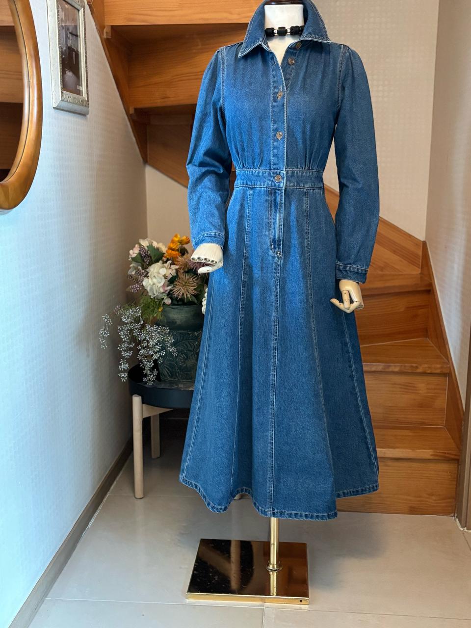 청 데님 롱 원피스. 플라스틱아일랜드