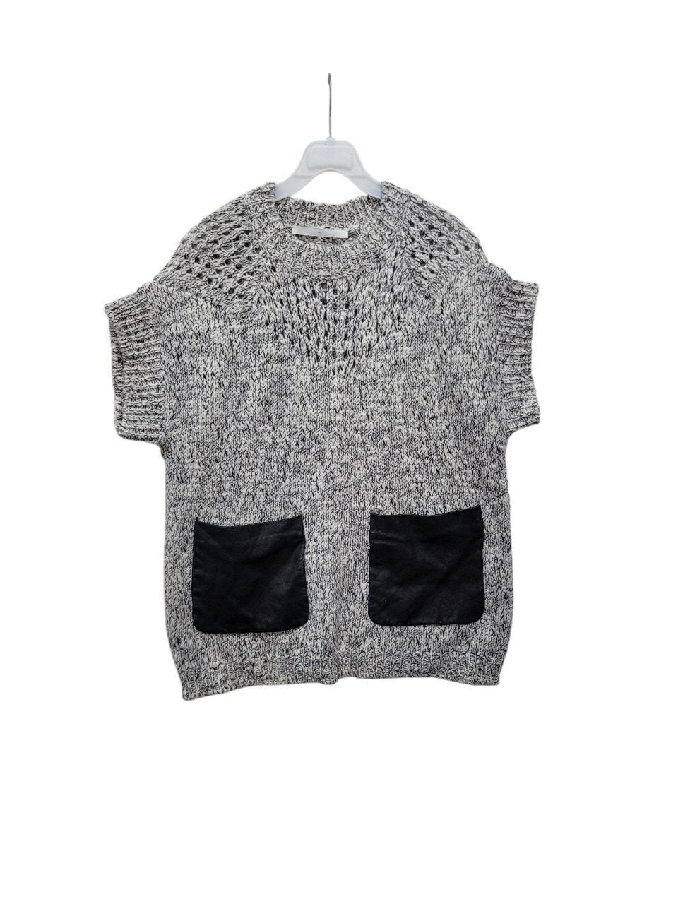 한섬 고가의 구호+ 부드러운 알파카 모헤어등 고급 자연섬유 니트