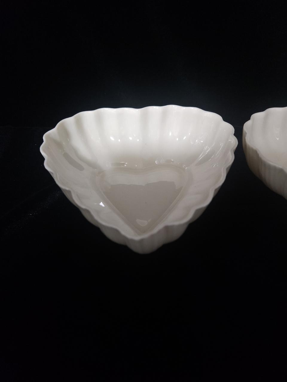 아일랜드 벨릭 하트볼