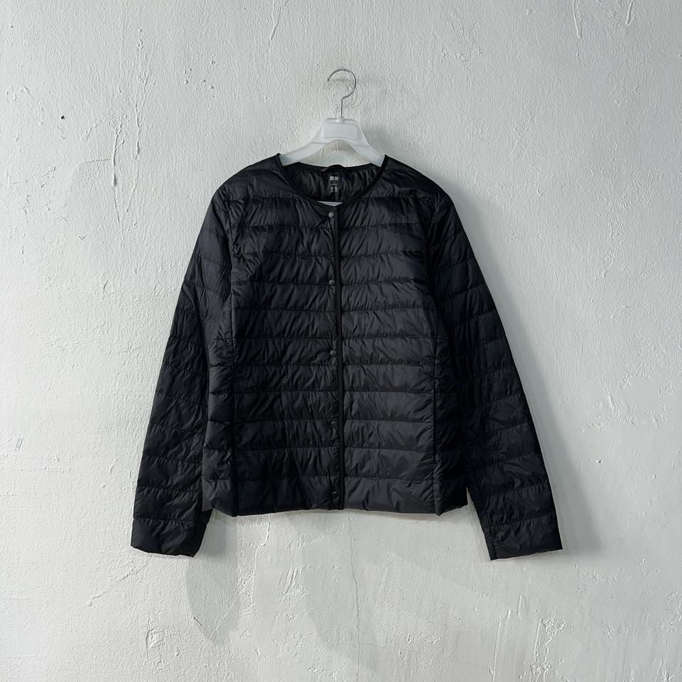 유니클로 경량패딩 여성L