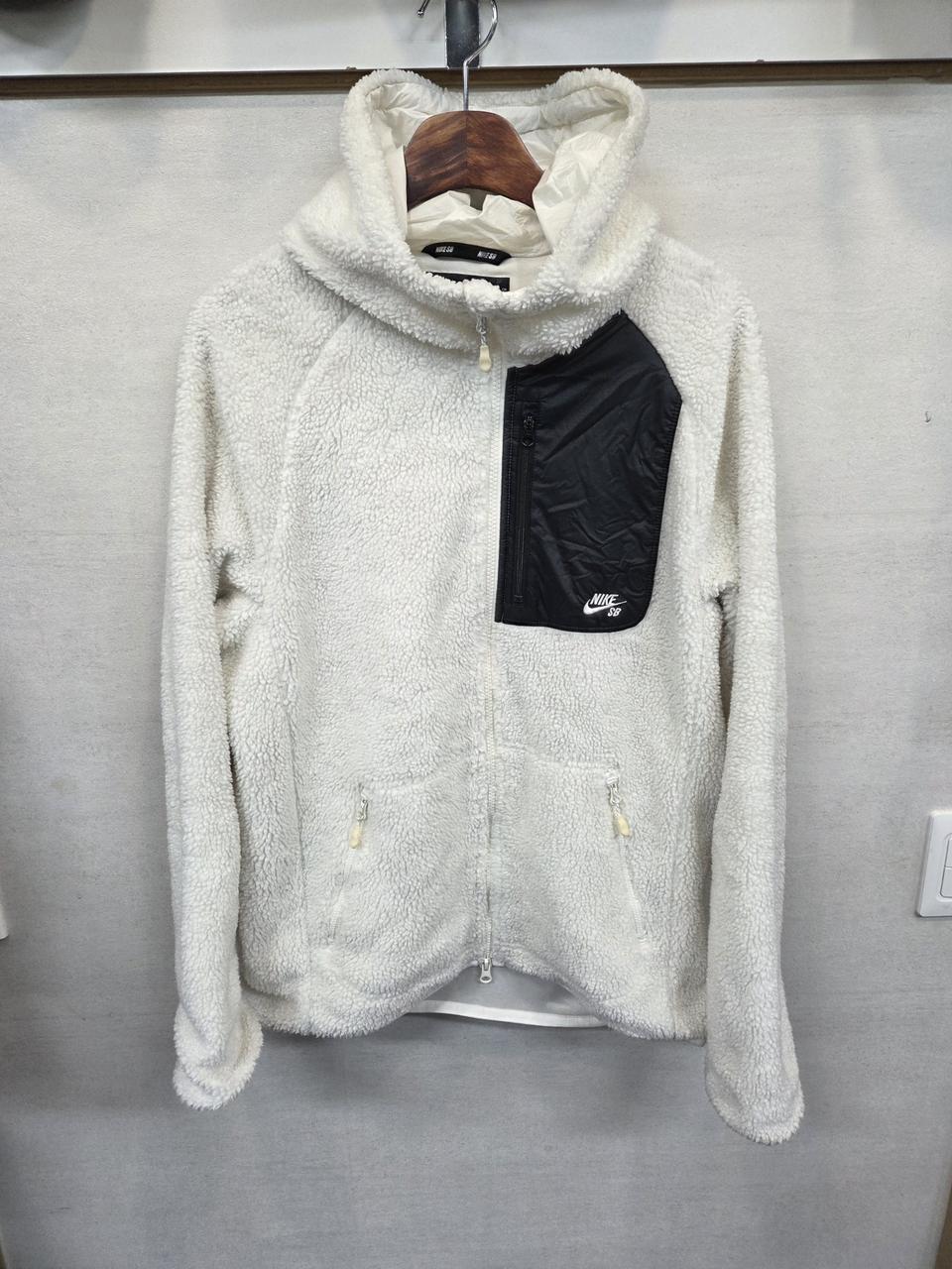 나이키 sb 뽀글이 플리스 집업자켓 95