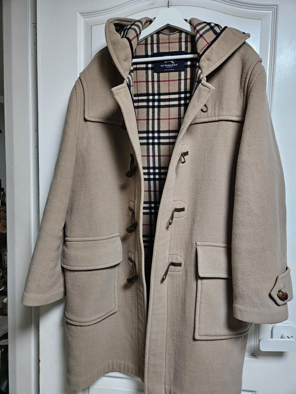 버버리 남자 더플코트