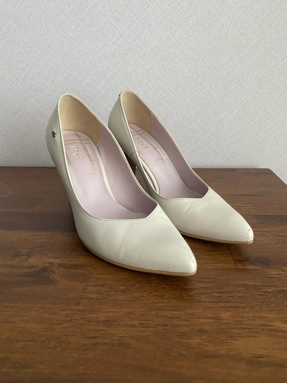 DAKS 닥스 아이보리 구두(230)