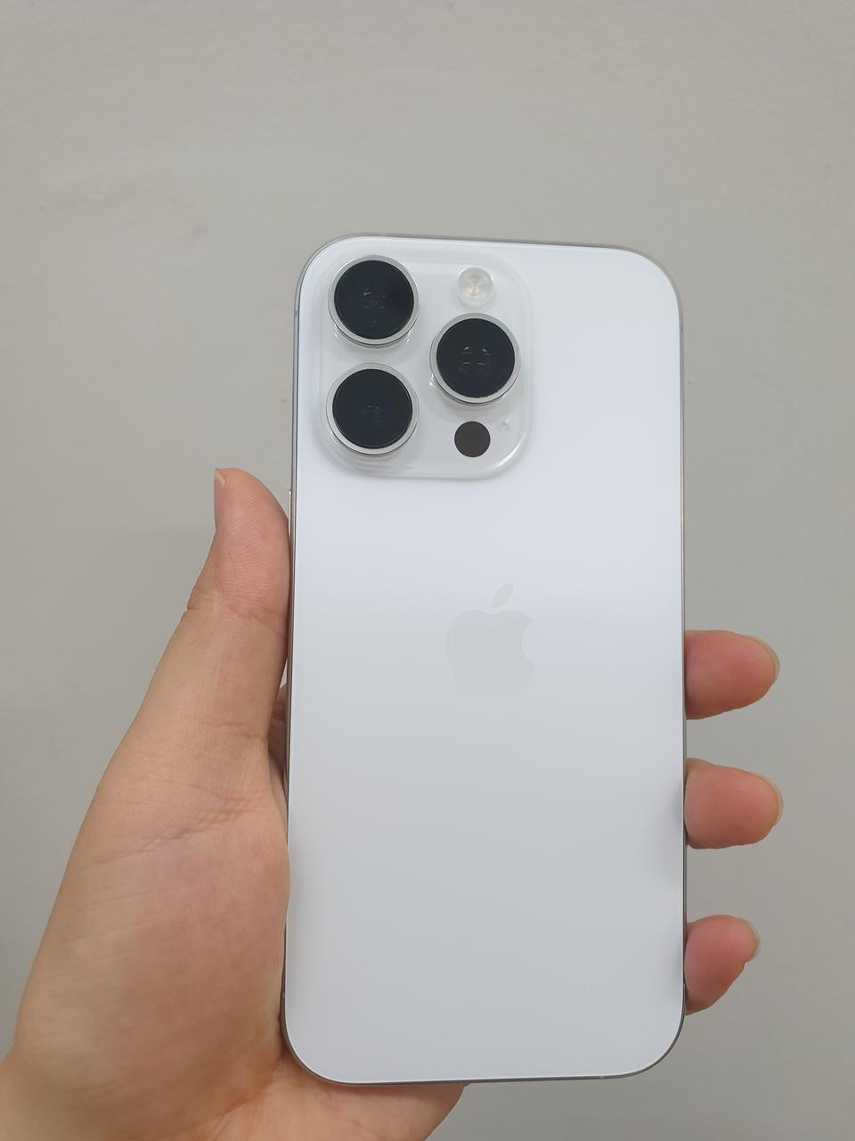 할인가능 S급)무잔상 아이폰 16프로 128기가 화이트 964