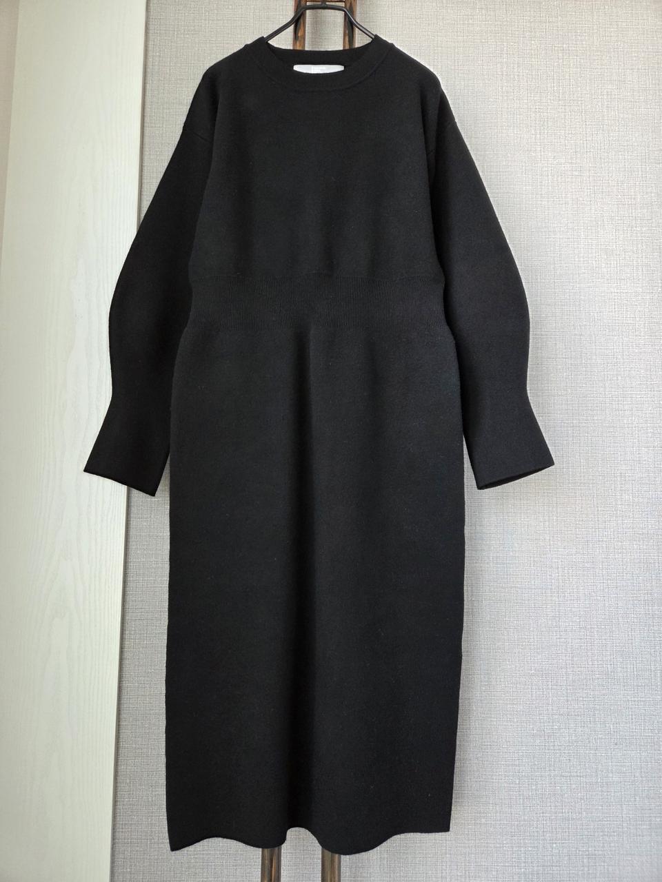 8세컨즈 볼륨감있는 니트롱원피스