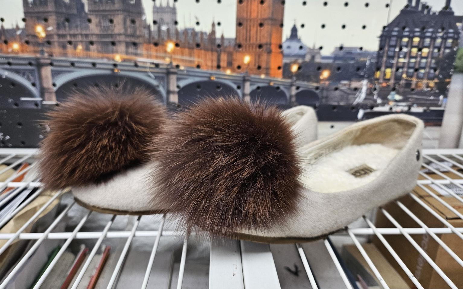 호주 어그 퍼 폼폼 플랫슈즈 215 양모 여성겨울신발 HD21