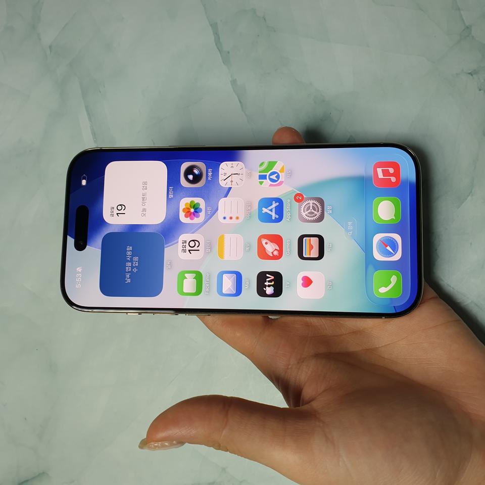 아이폰17에어 라이트골드 256G S급 판매합니다