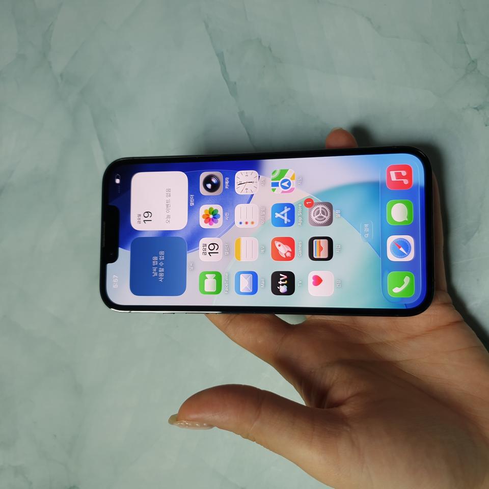 아이폰13프로 블랙 256G 저렴히 판매합니다