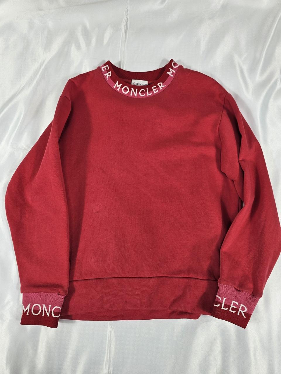 몽클레어레터링맨투맨