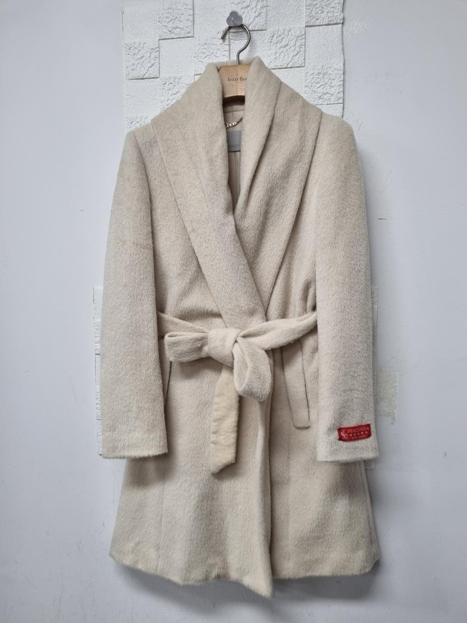 데코 라마울 앙고라모직코트