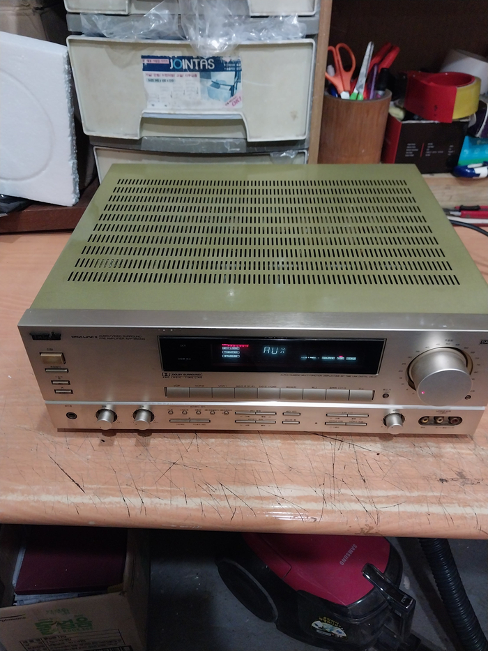 외관 좋고 정상작동하는 인켈 AVP-8500G 프리 앰프