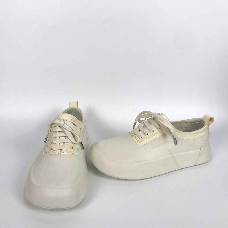 앰부쉬 하이브리드 신발 스니커즈 남성41 (260)