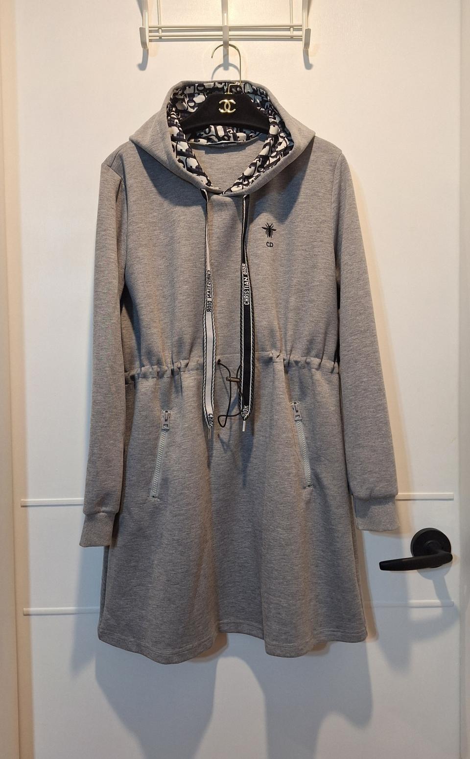 크리스찬 디올 여성 후드원피스