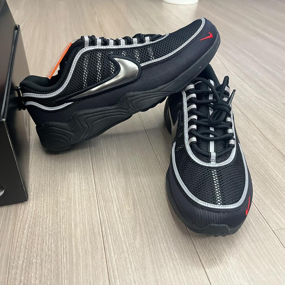 나이키 줌스피리돈 검은 265 새제품