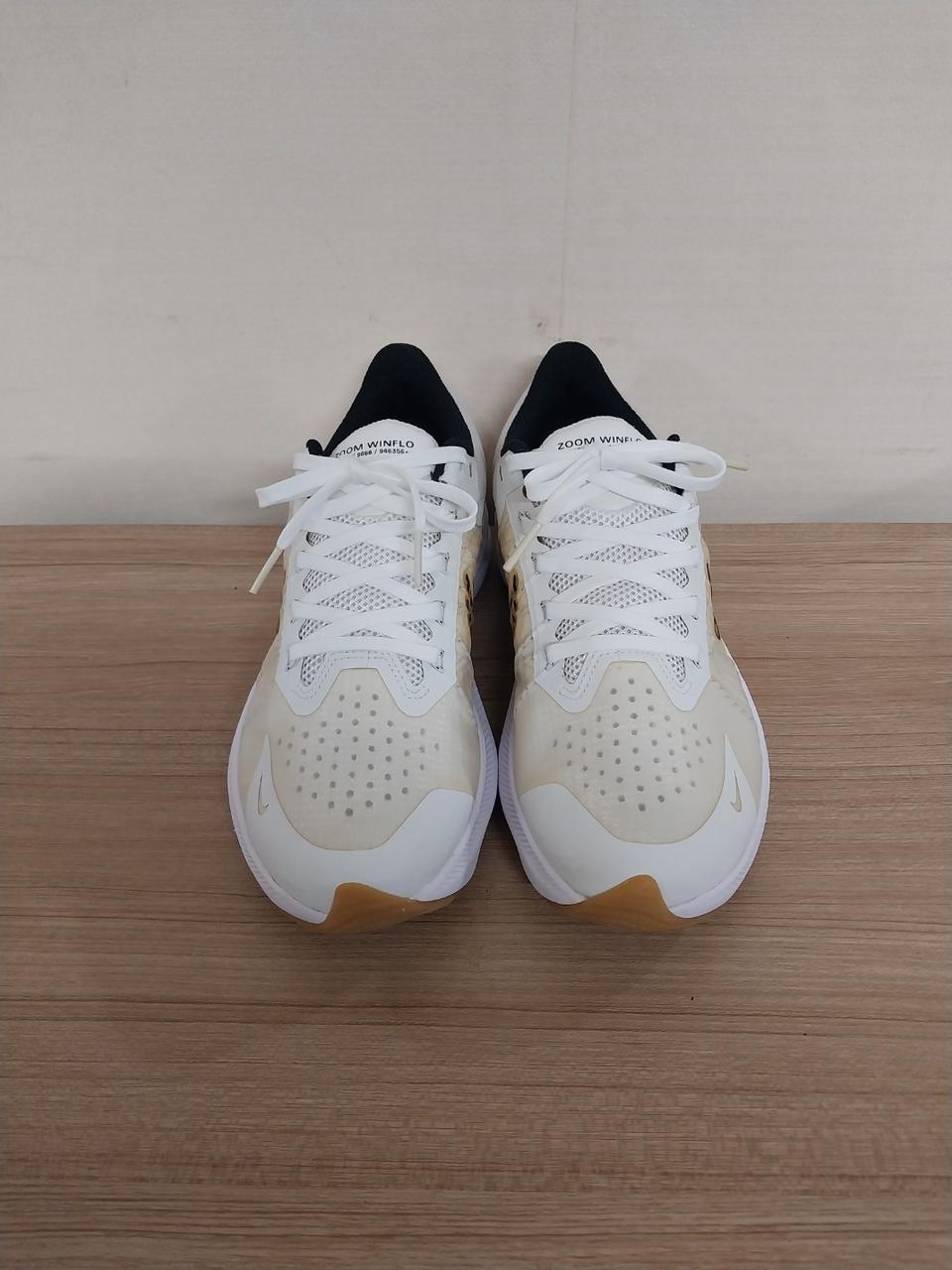 여성 나이키 윈플로8 프리미엄 화이트 레오파드 런닝화, 운동화 (235)