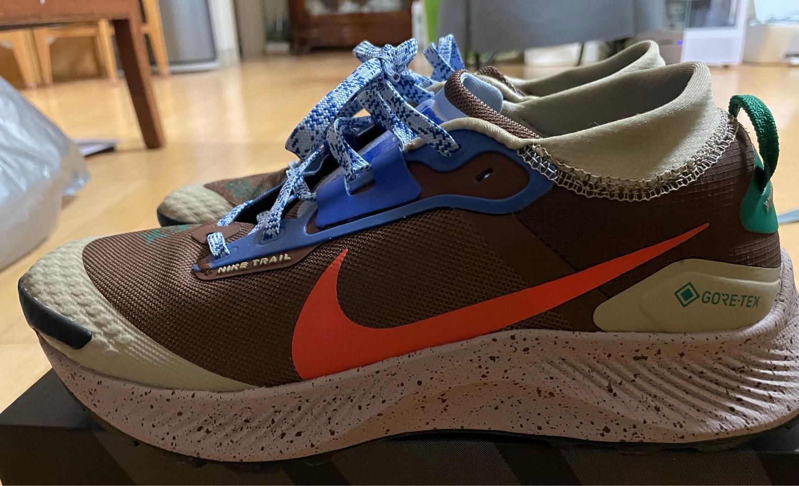 나이키 페가수스트레일3 고어텍스 265 거의 새상품