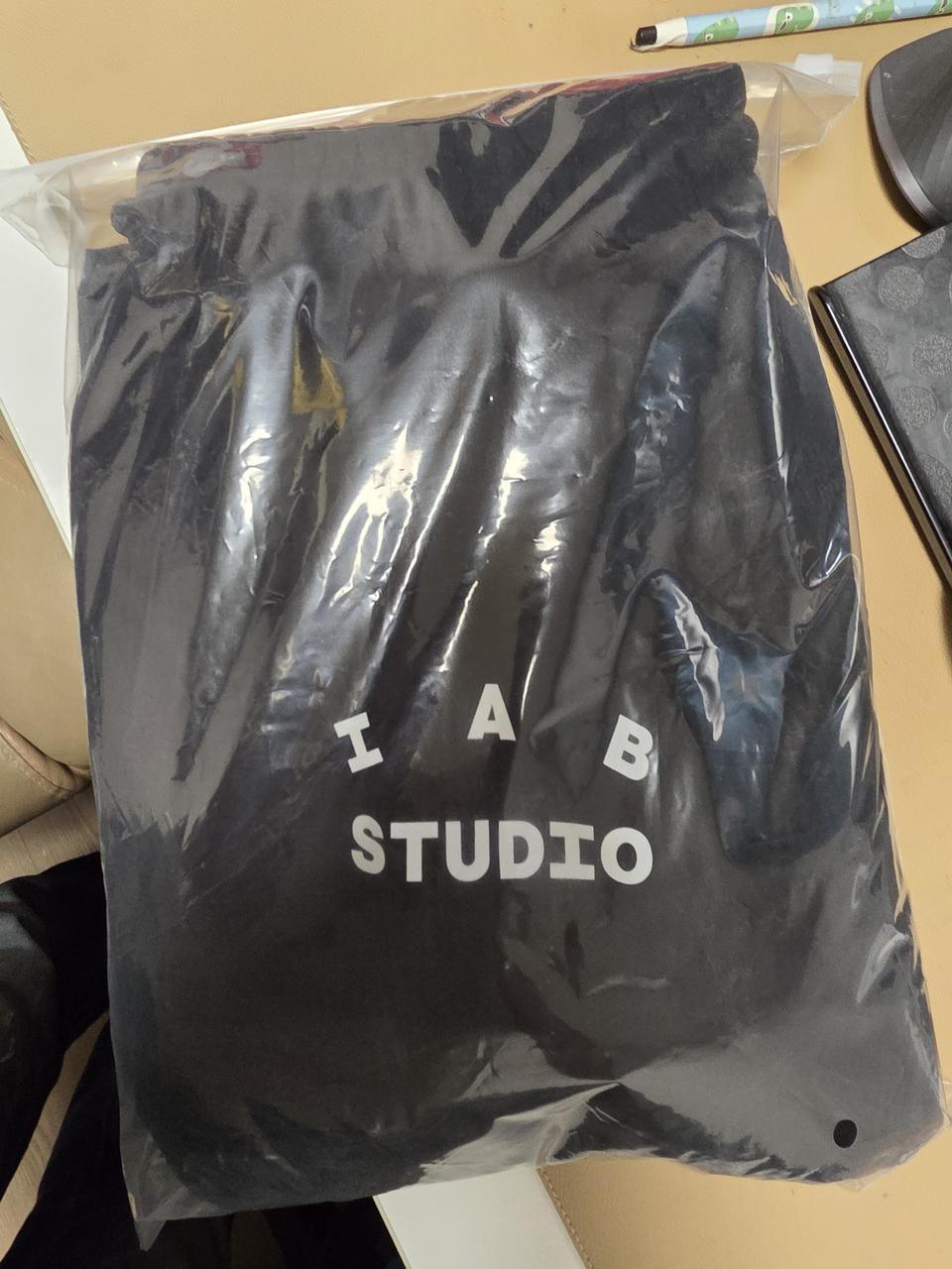 IAB스튜디오 팬츠 새상품