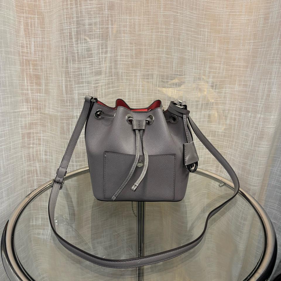 정품 마이클코어스 복조리 크로스백