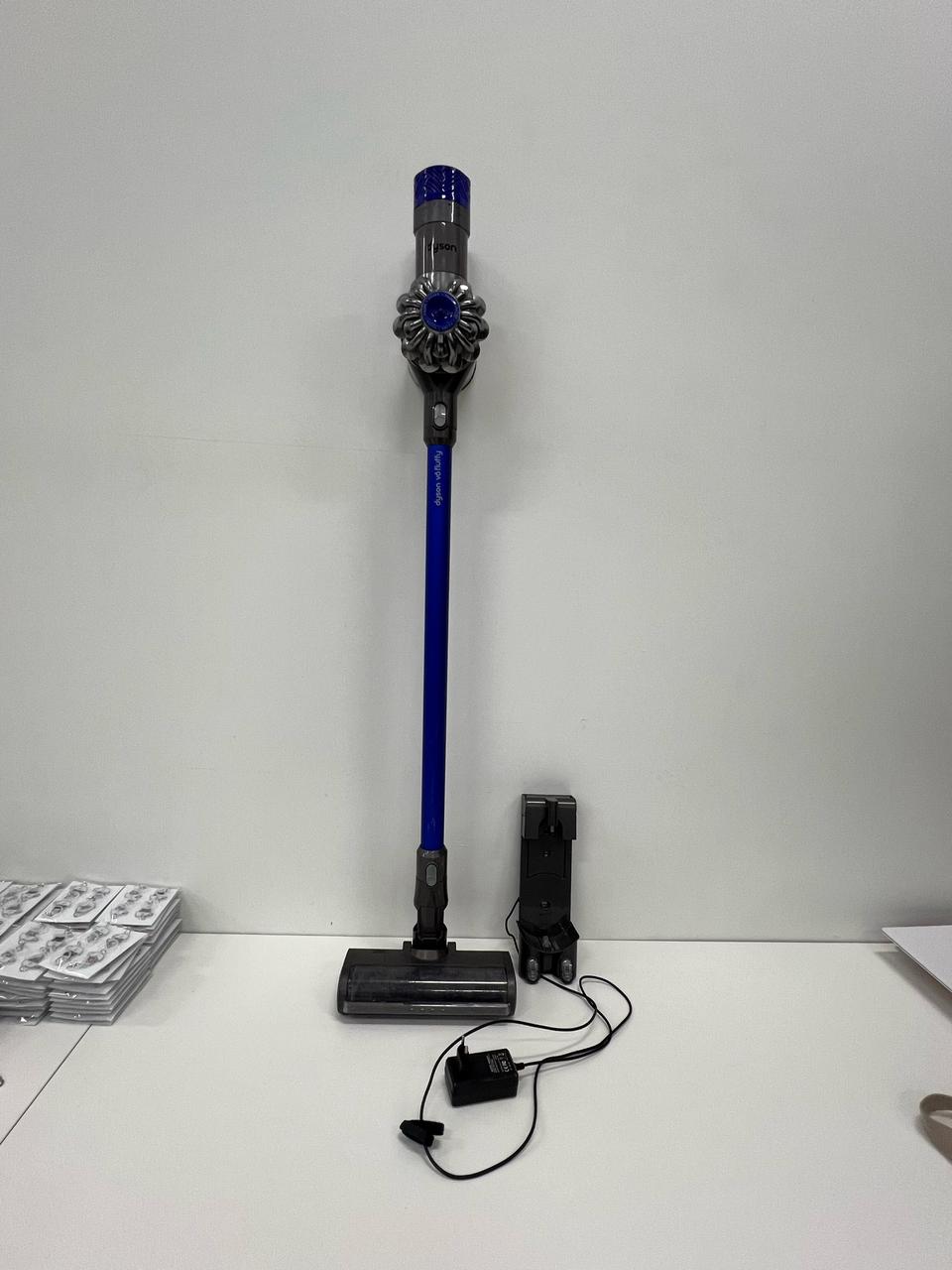 다이슨 V6 플러피 청소기