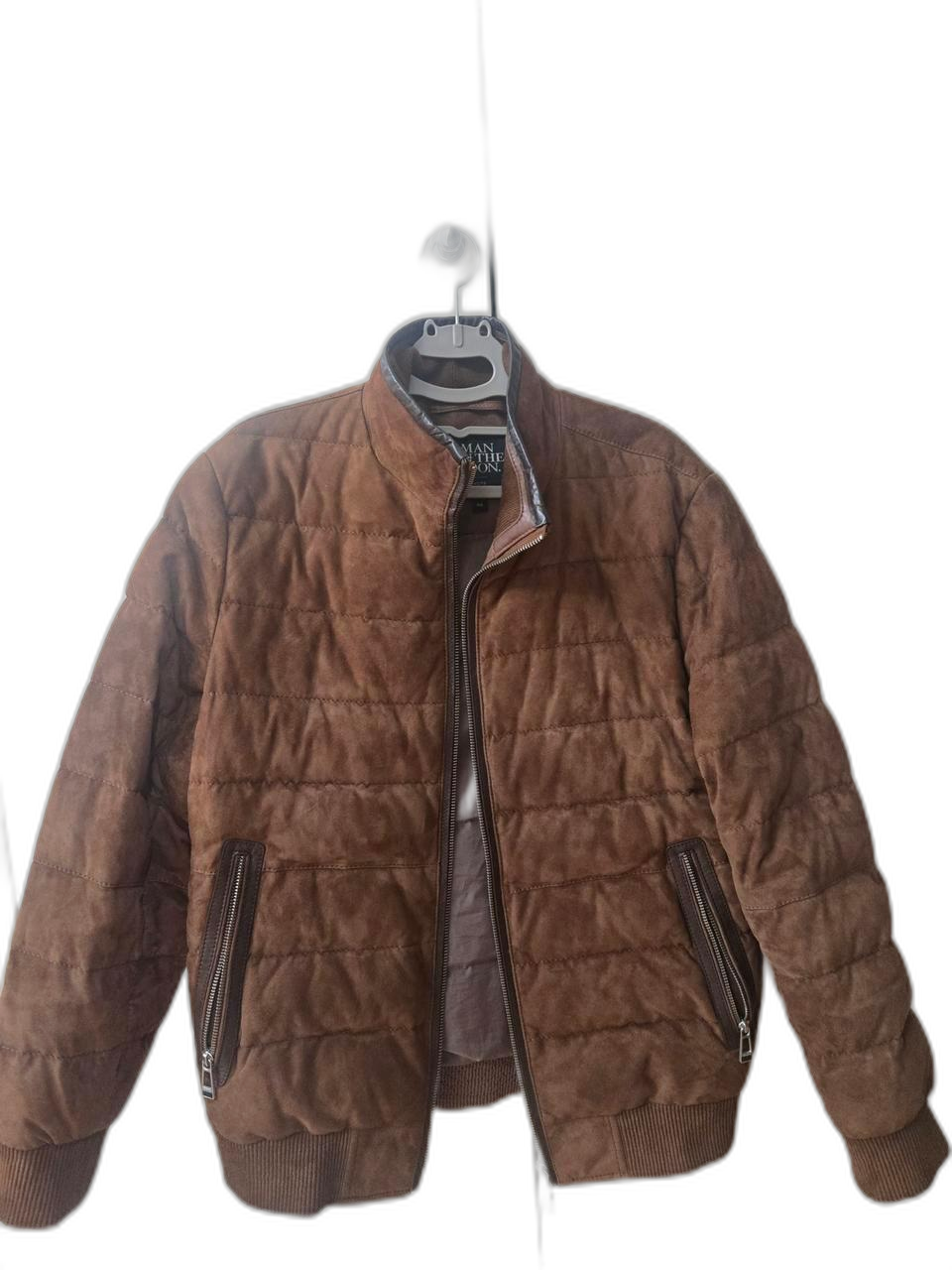 맨온더분 스웨이드 구스 집업 패딩