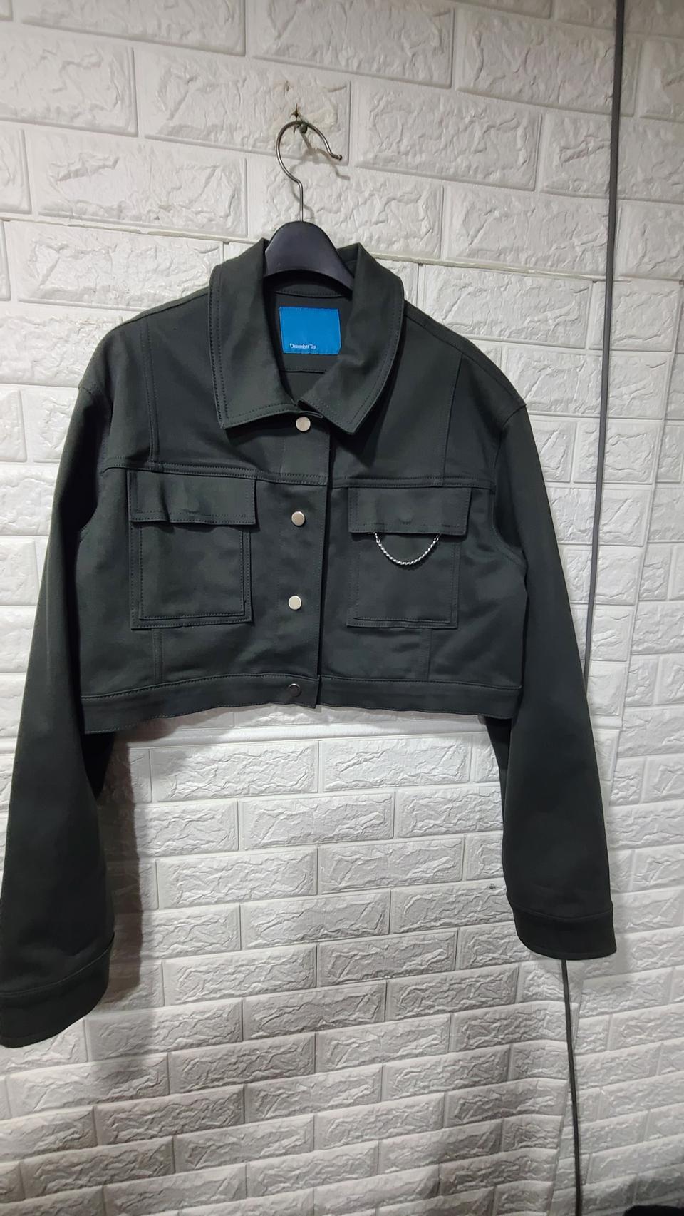 디셈버텐 크롭자켓