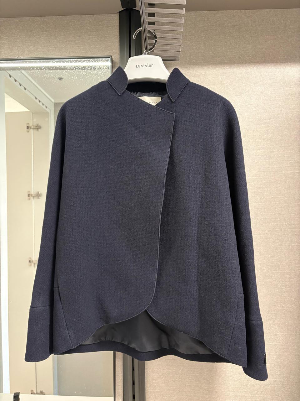 it MICHAA(잇미샤) 네이비 숏코트