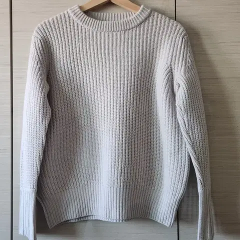 VONDEL 연그레이 니트 스웨터 프리사이즈