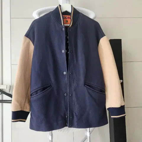 럭키슈에뜨 야구점퍼 프리사이즈