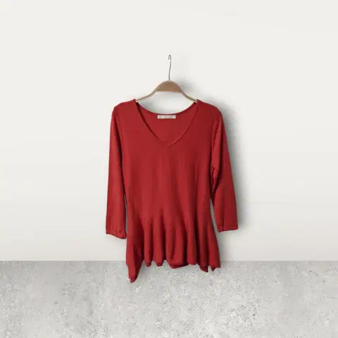 아이잗바바 레드 브이넥 7부 니트 티셔츠