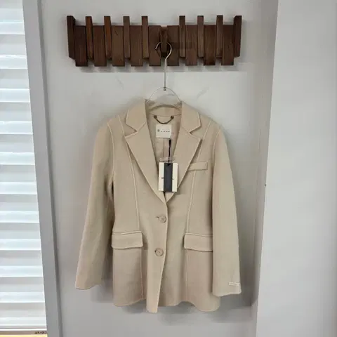 잇미샤 울 자켓 새제품