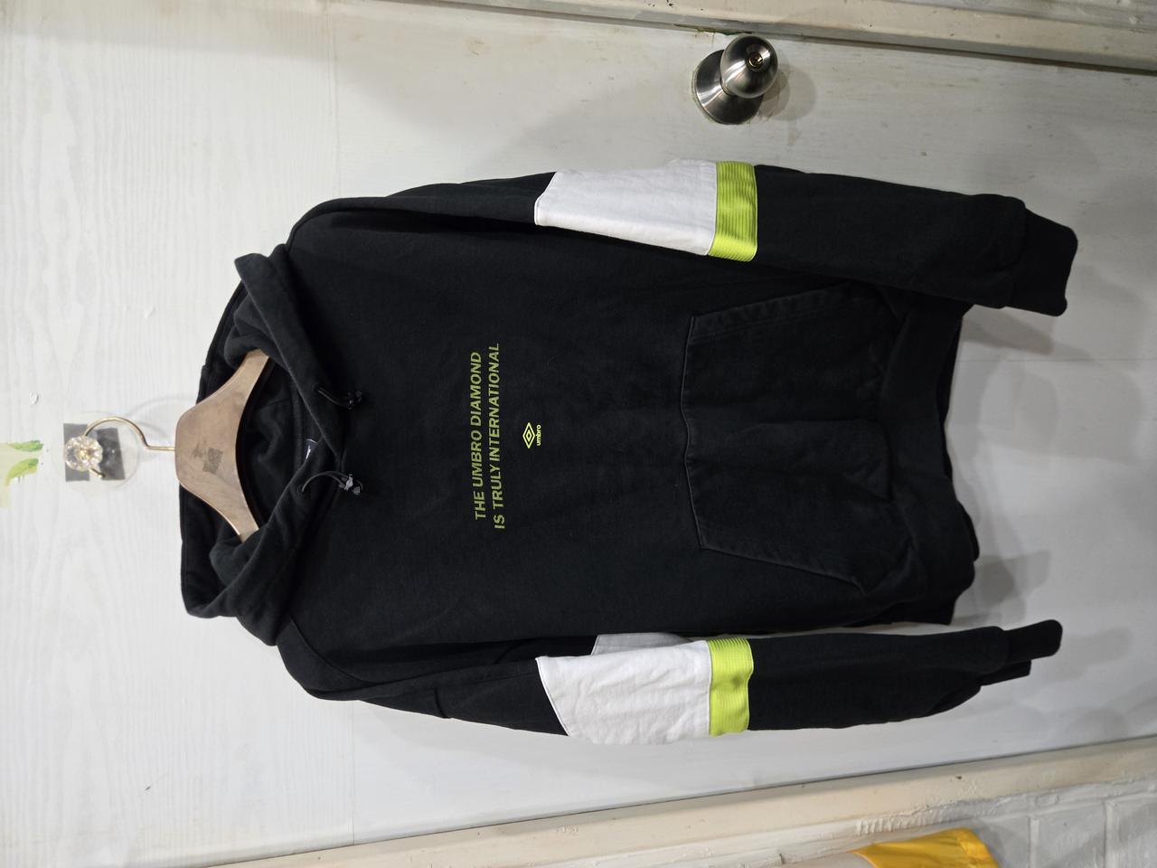 M,95 )) UMBRO 엄브로 후드티셔츠! 후드 끈 있습니다!