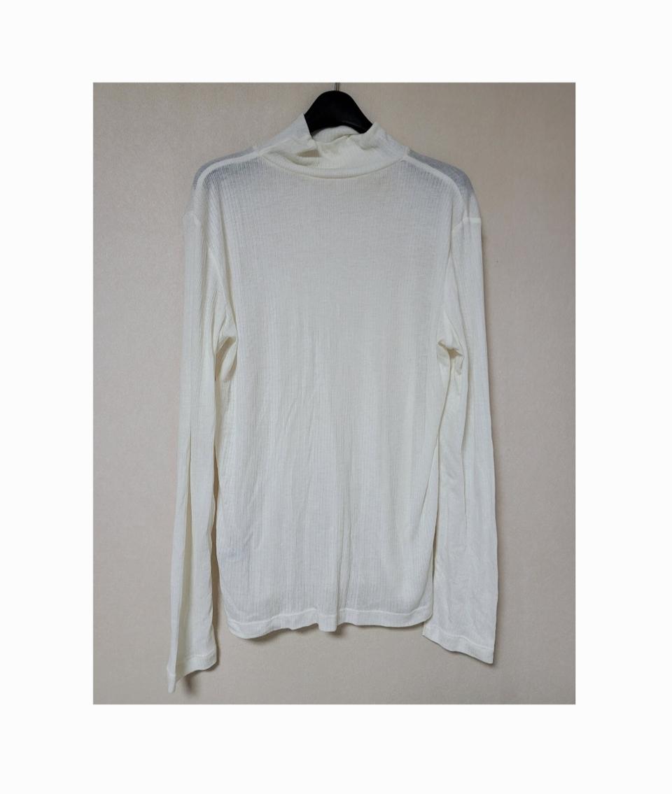 긴팔 목폴라티 터틀넥 화이트 100