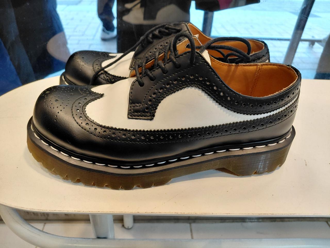260 닥터마틴  구두